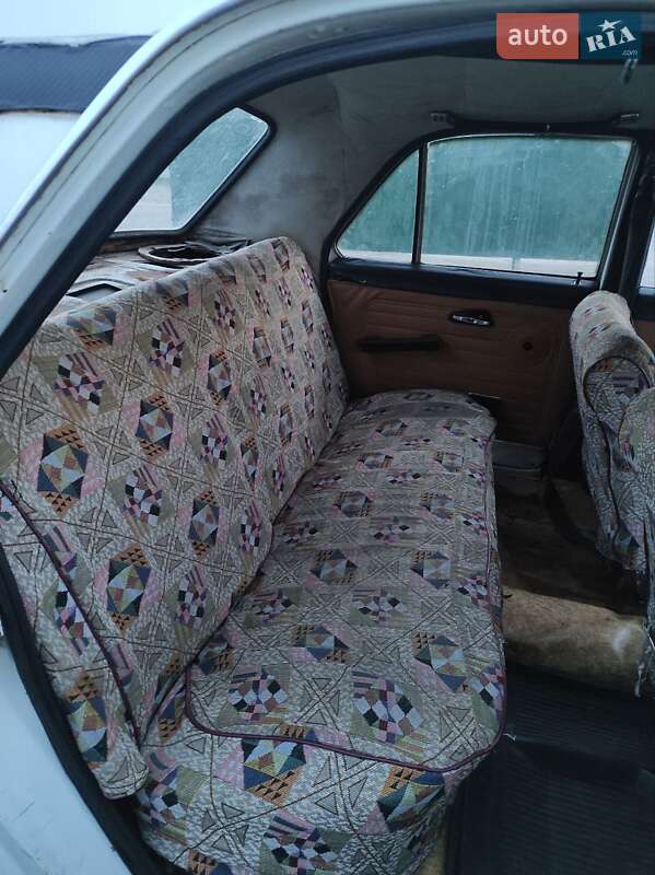 Седан ГАЗ 24 Волга 1977 в Харкові фото 3 Седан ГАЗ 24 Волга 1977 в Харкові