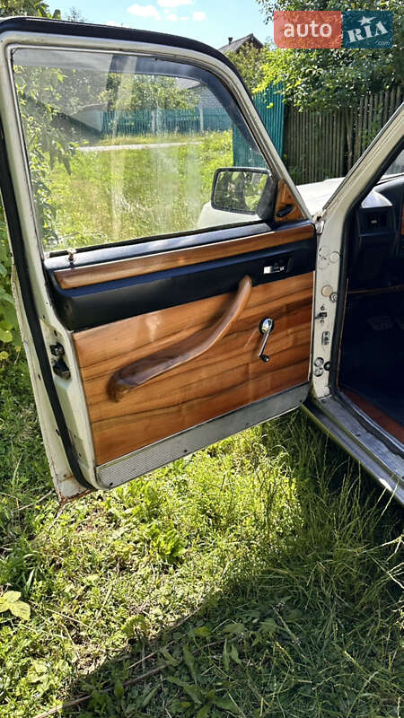 Седан ГАЗ 24 Волга 1976 в Звягелі фото 5 Седан ГАЗ 24 Волга 1976 в Звягелі