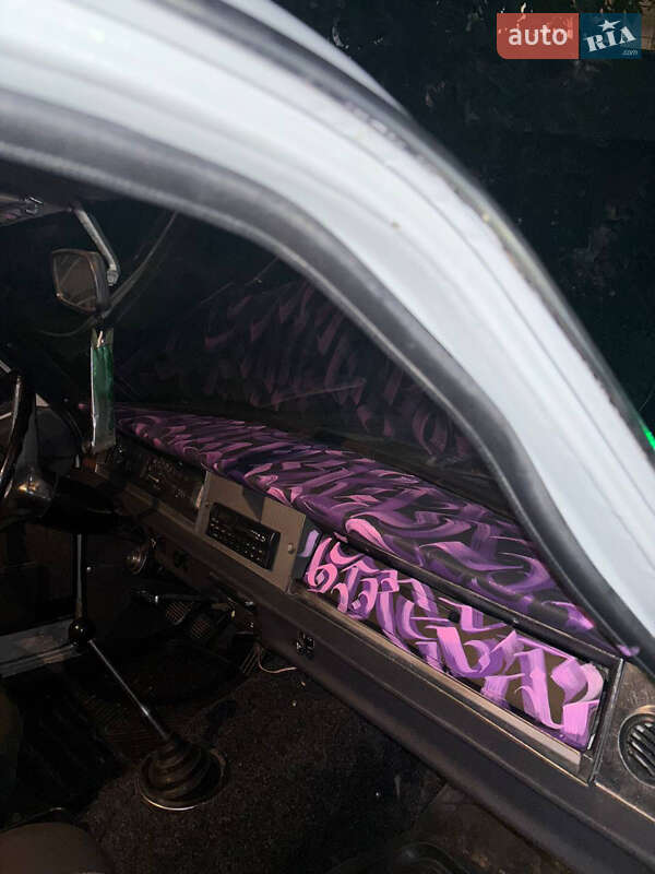 Седан ГАЗ 24 Волга 1982 в Виннице