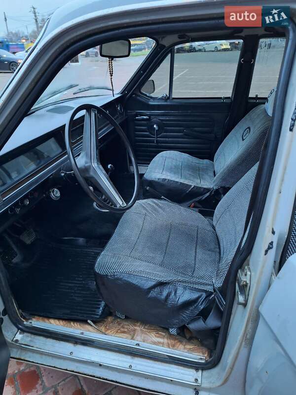 Седан ГАЗ 24 Волга 1986 в Одессе