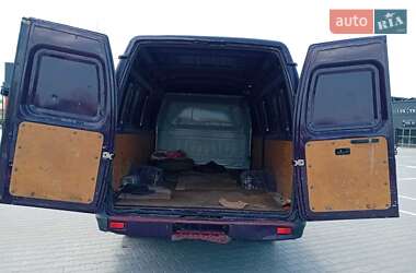 Грузовой фургон ГАЗ 2705 Газель 2001 в 
