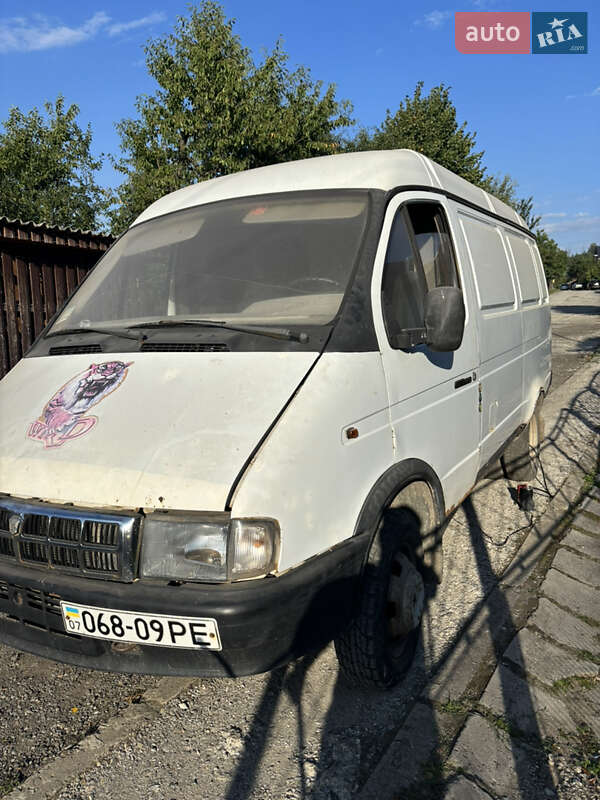 Грузовой фургон ГАЗ 2705 Газель 2002 в Воловце