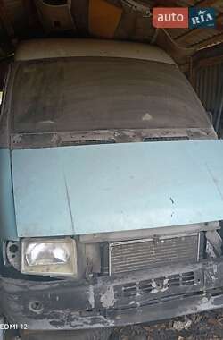 Грузовой фургон ГАЗ 2705 Газель 2000 в 