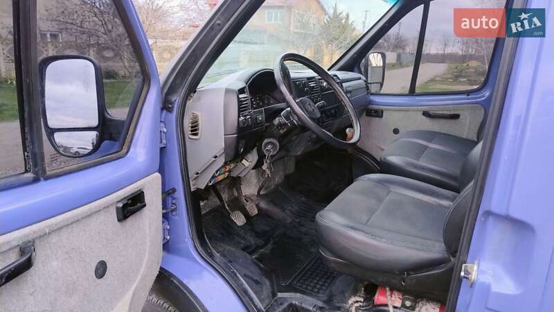 Минивэн ГАЗ 2705 Газель 2004 в Великодолинском