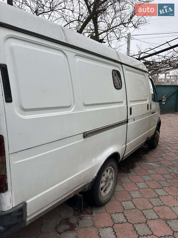 Грузовой фургон ГАЗ 2705 Газель 2000 в Чернигове
