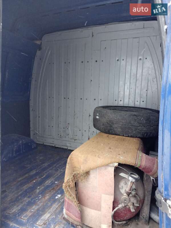 Минивэн ГАЗ 2752 Соболь 2003 в Коростене