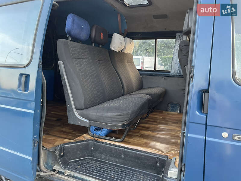 Вантажопасажирський фургон ГАЗ 2752 Соболь 2005 в Переяславі