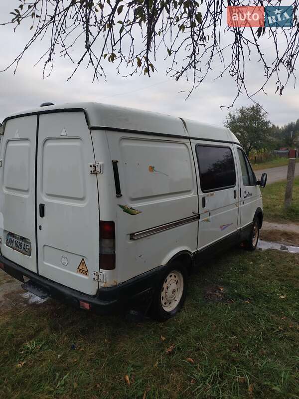 Вантажний фургон ГАЗ 2752 Соболь 2000 в Ємільчиному фото 2 Вантажний фургон ГАЗ 2752 Соболь 2000 в Ємільчиному
