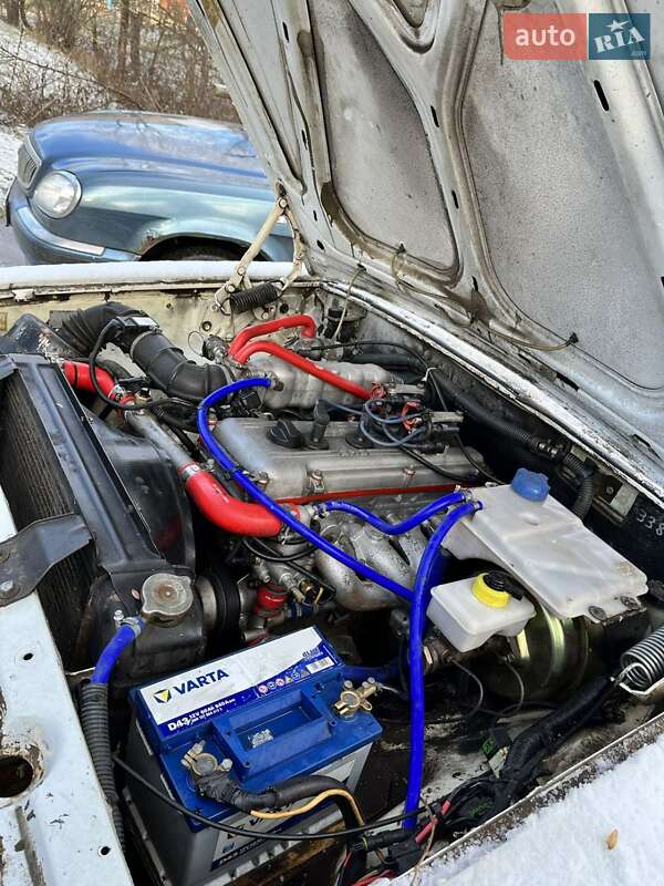 Седан ГАЗ 3102 Волга 1999 в Івано-Франківську