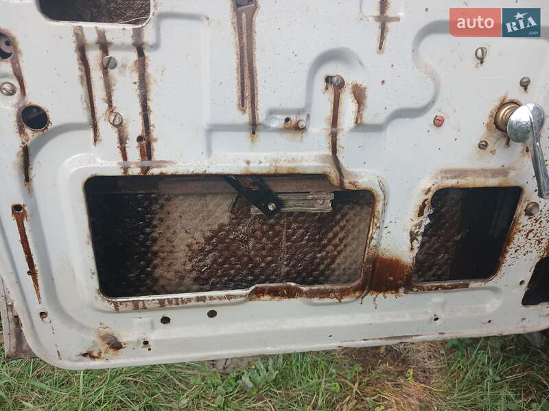 Седан ГАЗ 3102 Волга 1986 в Кременчуге фото 13 Седан ГАЗ 3102 Волга 1986 в Кременчуге
