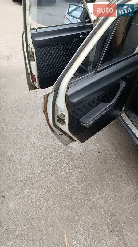 Седан ГАЗ 31029 Волга 1994 в Києві