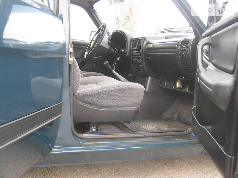 Седан ГАЗ 3110 Волга 1999 в Миргороді