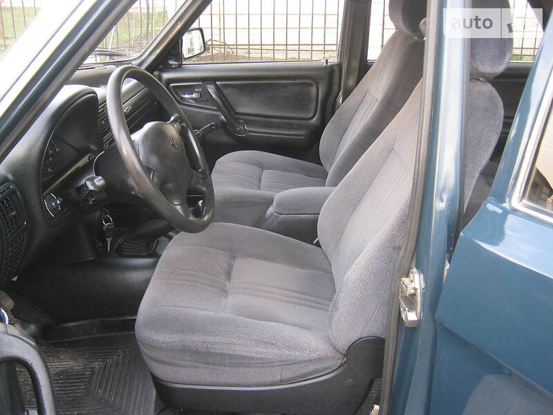 Седан ГАЗ 3110 Волга 1999 в Миргороді