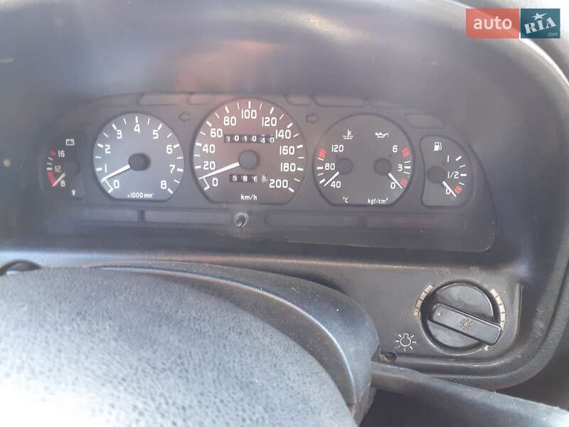 Седан ГАЗ 3110 Волга 1998 в Кам'янському