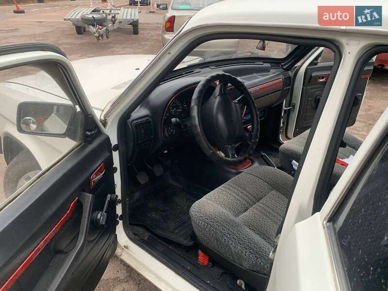 Седан ГАЗ 3110 Волга 1998 в Чернігові