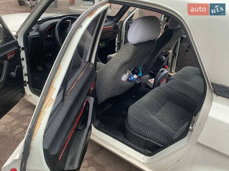 Седан ГАЗ 3110 Волга 1998 в Чернігові