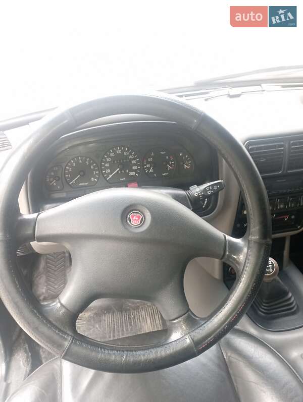 Седан ГАЗ 3110 Волга 2000 в Краматорске