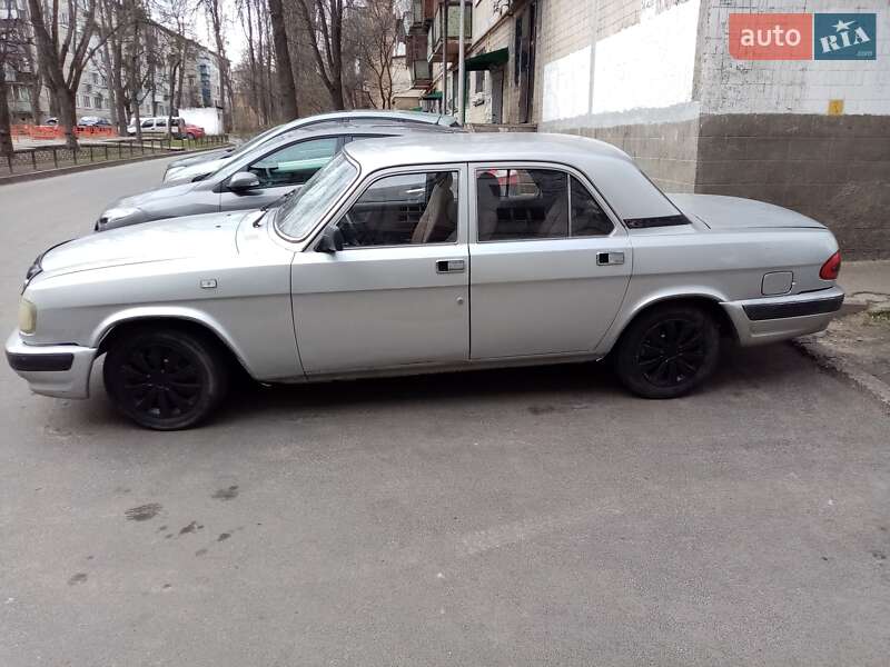 Седан ГАЗ 3110 Волга 2003 в Киеве