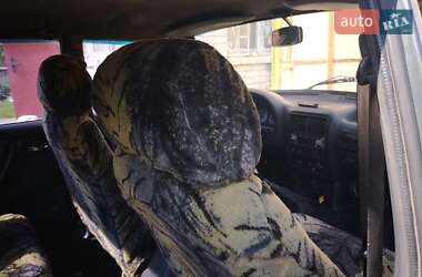 Седан ГАЗ 3110 Волга 2003 в Киеве