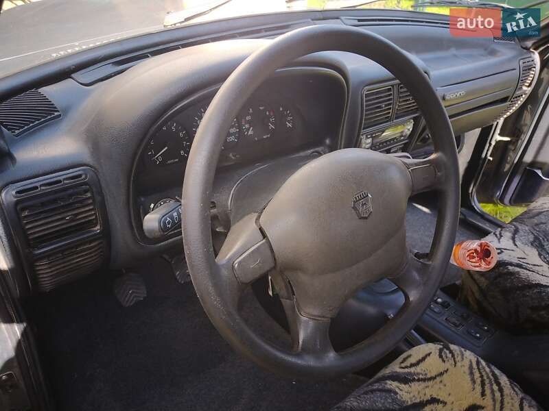 Седан ГАЗ 3110 Волга 2003 в Киеве