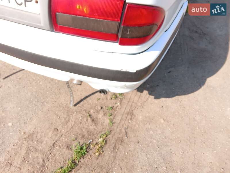 Седан ГАЗ 3110 Волга 2001 в Новій Одесі