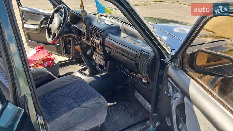 Седан ГАЗ 3110 Волга 2000 в Иванкове