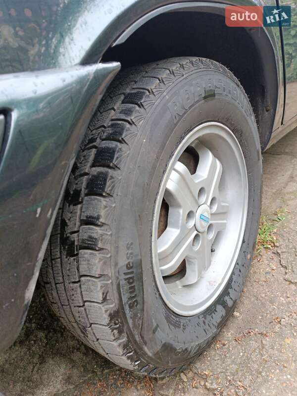 Седан ГАЗ 3110 Волга 2003 в Одесі