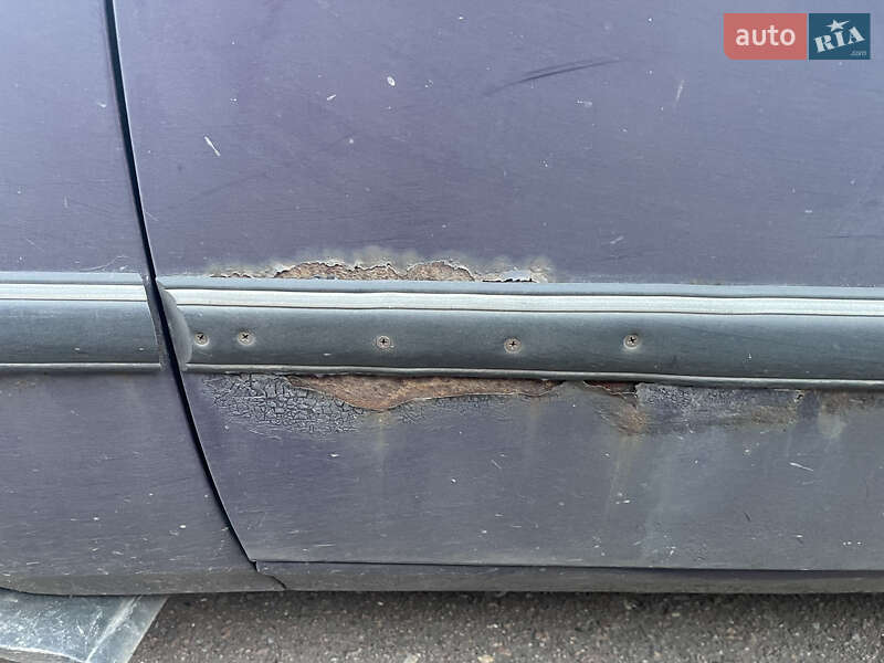 Седан ГАЗ 3110 Волга 2001 в Чернігові