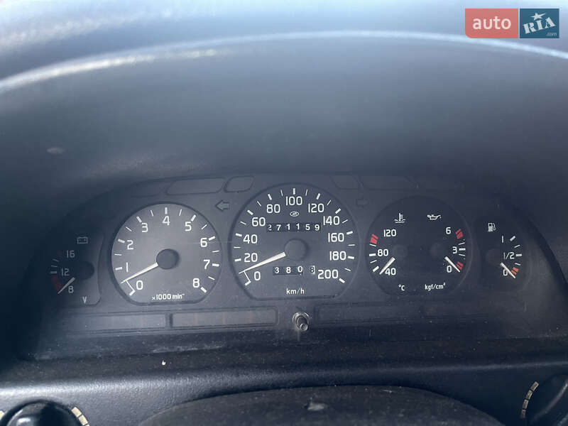 Седан ГАЗ 3110 Волга 2001 в Чернігові