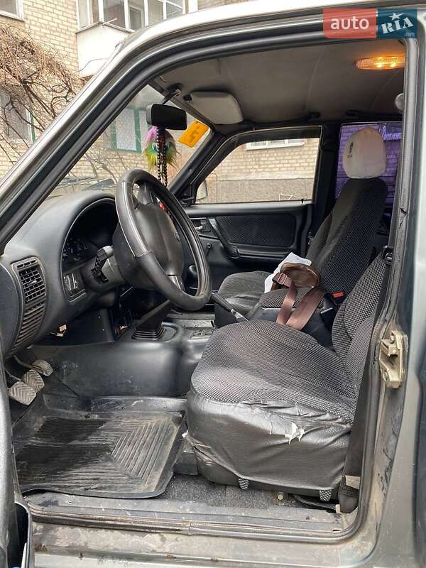 Седан ГАЗ 3110 Волга 2002 в Доброполье