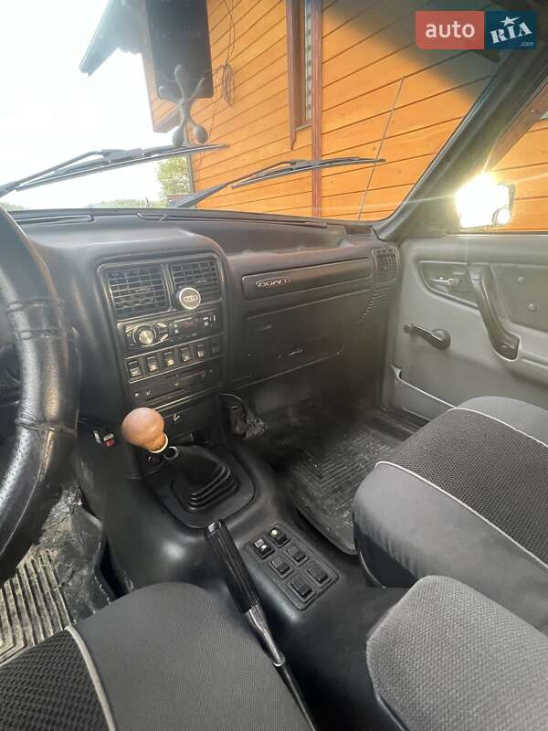 Седан ГАЗ 3110 Волга 1999 в Львові