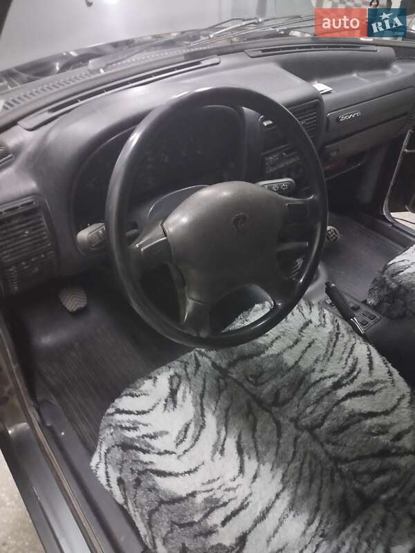 Седан ГАЗ 3110 Волга 2003 в Южному фото 21 Седан ГАЗ 3110 Волга 2003 в Южному