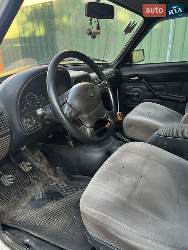 Седан ГАЗ 3110 Волга 1999 в Харькове