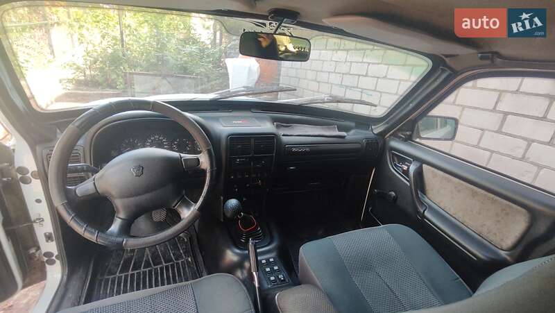 Седан ГАЗ 3110 Волга 2004 в Днепре фото 4 Седан ГАЗ 3110 Волга 2004 в Днепре