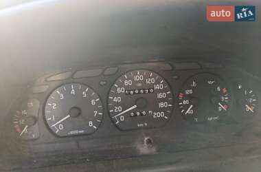 Седан ГАЗ 3110 Волга 2000 в 
