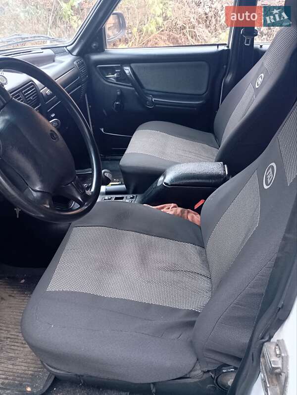 Седан ГАЗ 3110 Волга 1998 в Змиеве фото 6 Седан ГАЗ 3110 Волга 1998 в Змиеве