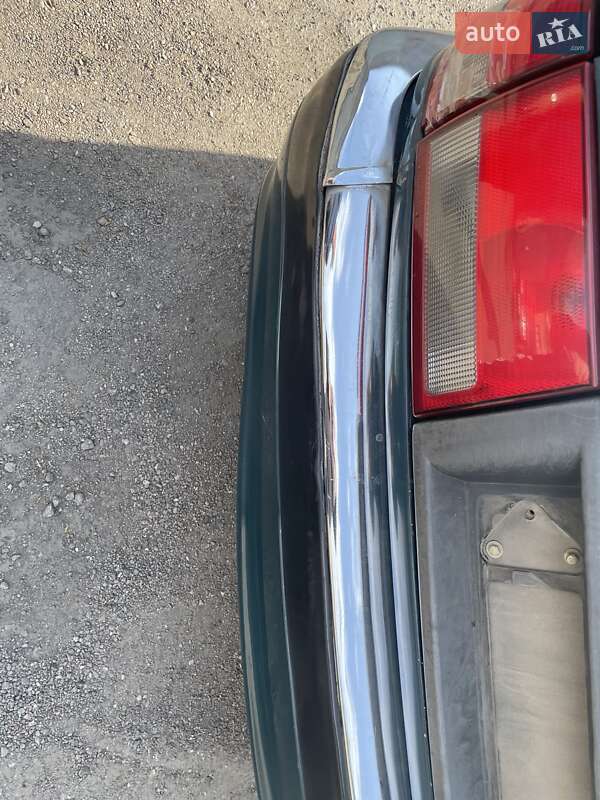 Седан ГАЗ 3110 Волга 2001 в Каменском