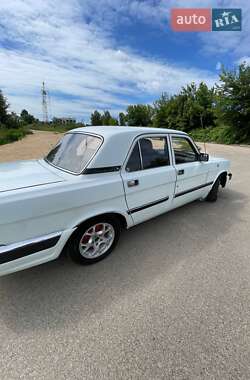 Седан ГАЗ 3110 Волга 2002 в 