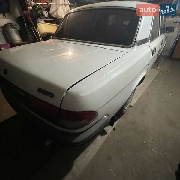 Седан ГАЗ 3110 Волга 1999 в Миронівці