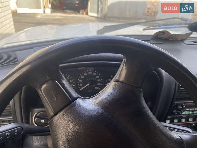 Седан ГАЗ 3110 Волга 2000 в Киеве фото 5 Седан ГАЗ 3110 Волга 2000 в Киеве