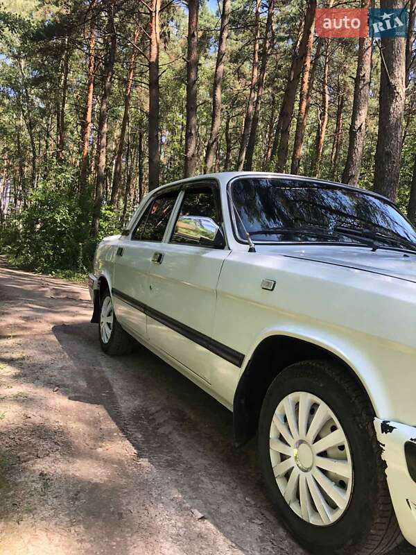 Седан ГАЗ 3110 Волга 2003 в Кременце