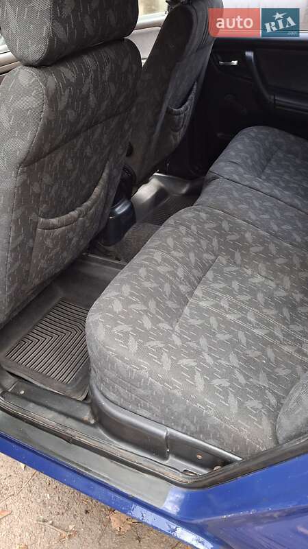 Седан ГАЗ 3110 Волга 2000 в Одессе