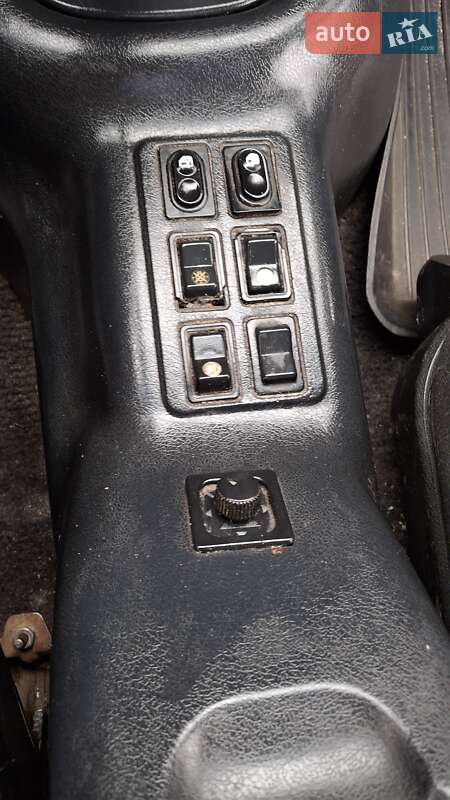 Седан ГАЗ 3110 Волга 2000 в Одессе