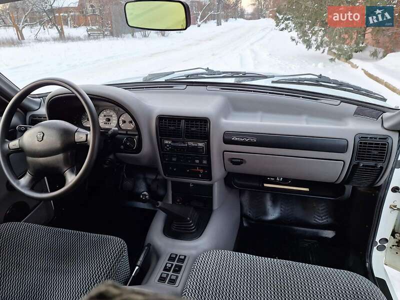 Седан ГАЗ 3110 Волга 2000 в Ізюмі