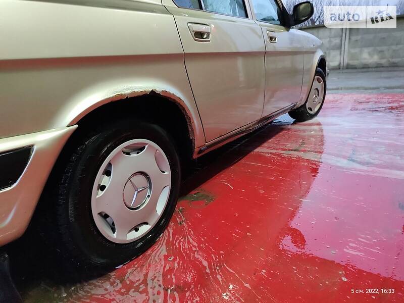 Седан ГАЗ 31105 Волга 2004 в Ужгороде