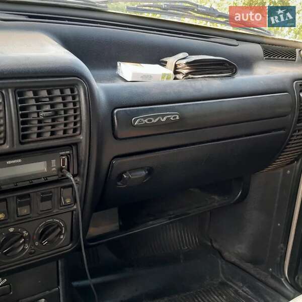 Седан ГАЗ 31105 Волга 2005 в Тарутиному