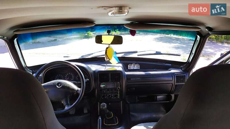 Седан ГАЗ 31105 Волга 2005 в Кременчуці