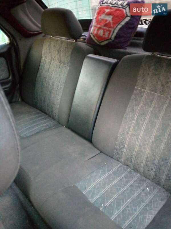 Седан ГАЗ 31105 Волга 2004 в Болграде