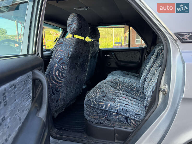 Седан ГАЗ 31105 Волга 2007 в Кременці