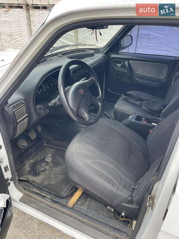 Седан ГАЗ 31105 Волга 2006 в Нікополі